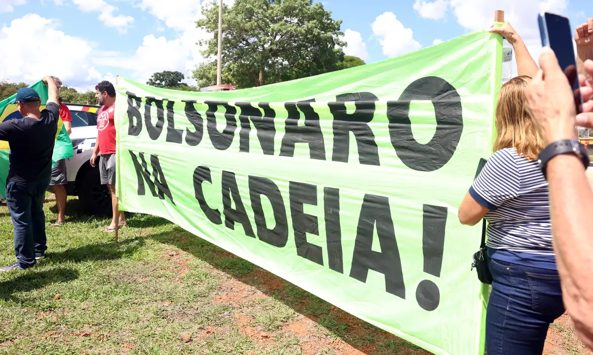 8/1: julgamento dos atos golpistas foi marco histórico para o país, afirmam juristas e historiadores