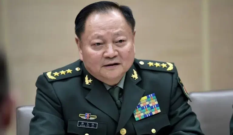 China investiga o principal general Zhang Youxia em raro expurgo de líderes militares seniores