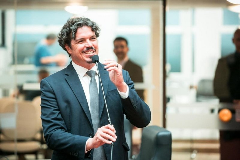 PSOL comemora liminar do TJSC contra lei anti-cotas