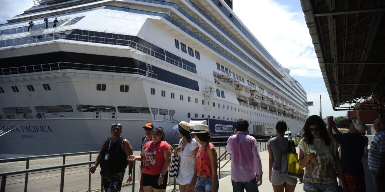 Carnaval 2026: cruzeiros devem atrair 40 mil pessoas no Brasil