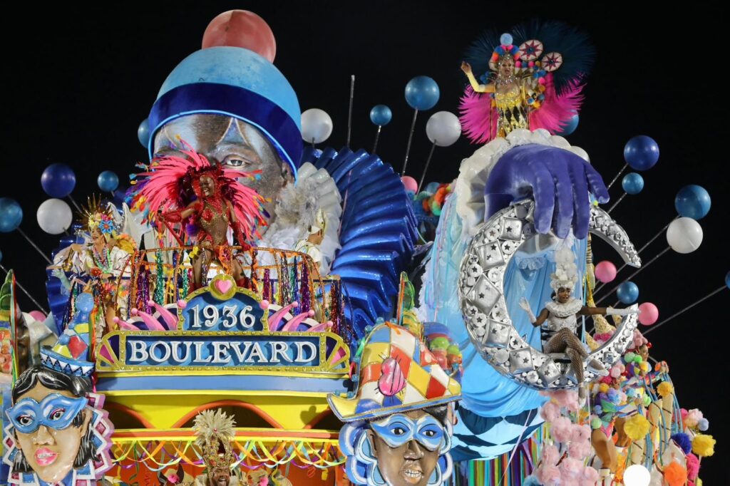 Carnaval 2026: confira o terceiro dia de desfiles do Grupo Especial na Sapucaí