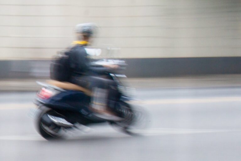 Solução individual, problema coletivo: pesquisa alerta para os perigos das motocicletas por aplicativo